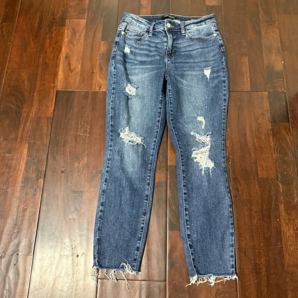 Judy Blue Relaxed Fit Jeans Women’s Size 7/28 Distressed
